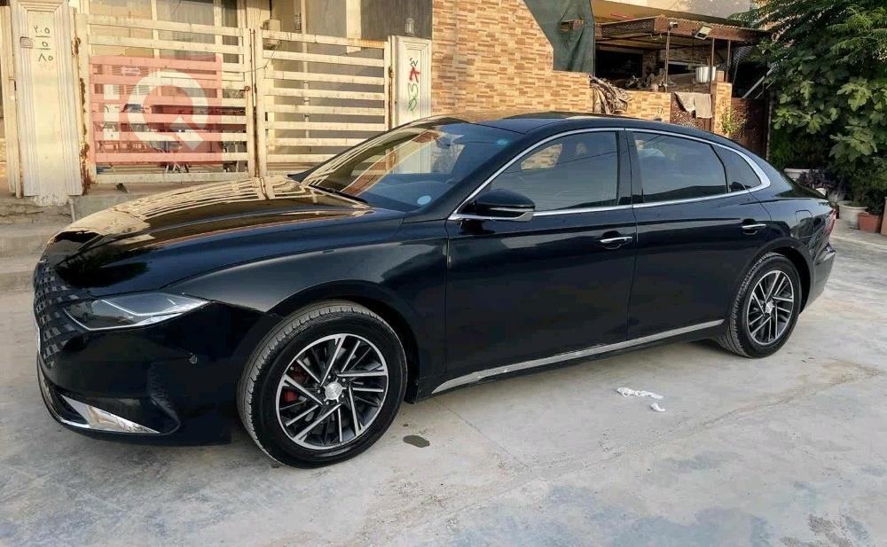 هيونداي أزيرا